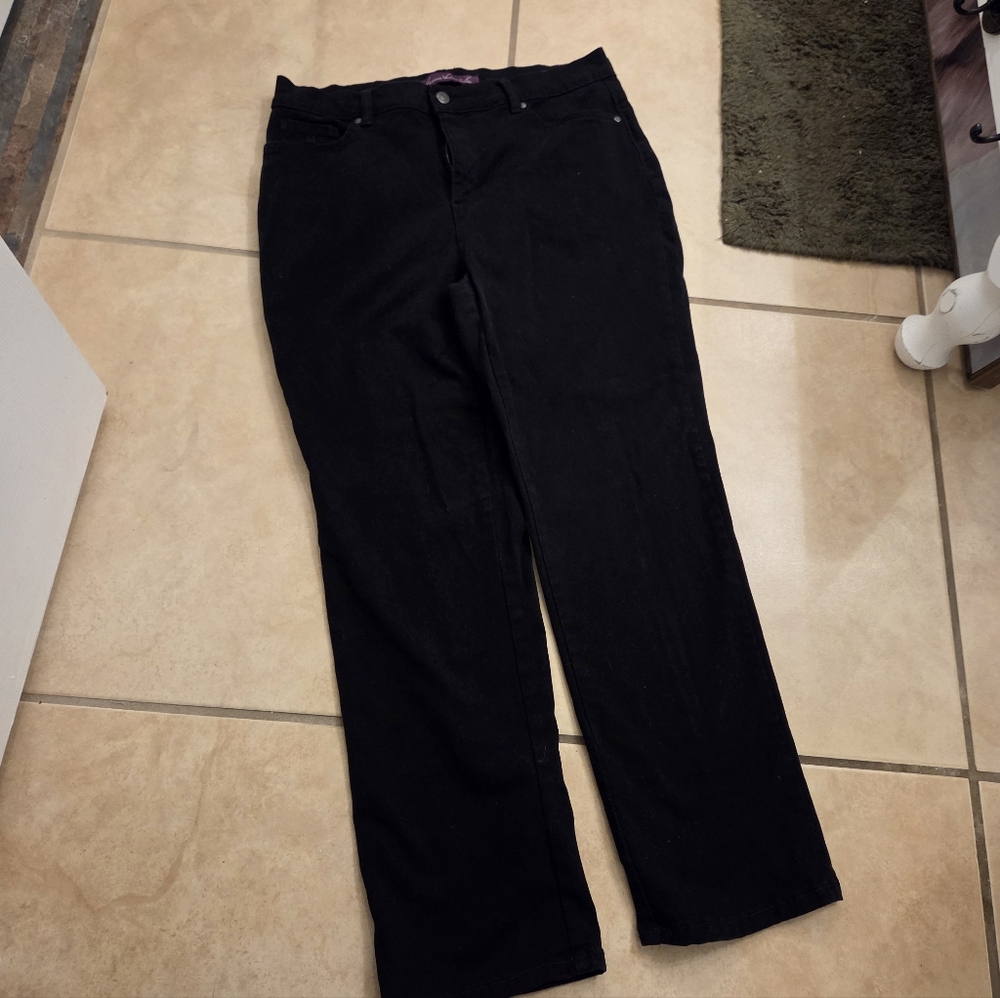 Black Straight-Leg Pants Gloria Vanderbelt 16S Womens Amanda